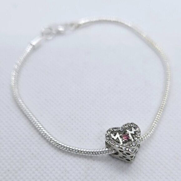 Sterling Silver 925 Bracelet With Heart-Shaped MOM Charm NWT - Picture 3 of 9